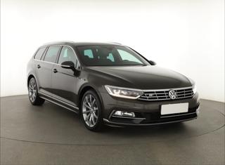 Volkswagen Passat 2.0 TDI 140kW kombi