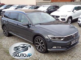 Volkswagen Passat TDI-140  DSG  LED  ACC VIRTUAL kombi