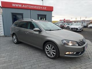 Volkswagen Passat 2,0 TDI DSG Highline 1.majitel kombi