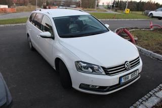 Volkswagen Passat 2,0   103 kW, r.v. 2011, tažné kombi