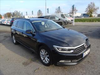 Volkswagen Passat 2,0 TDi 110kW 2x kola kombi