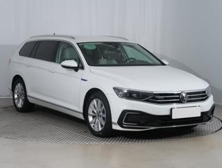 Volkswagen Passat 1.4 GTE 160kW kombi