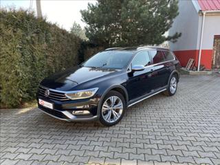 Volkswagen Passat 2,0 TDI 4MOTION DSG Alltrack kombi