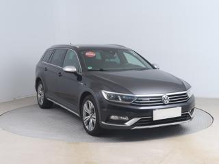 Volkswagen Passat 2.0 TDI 140kW kombi