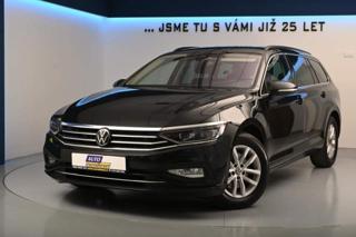 Volkswagen Passat MATRIX ACC Kamera DSG Business kombi