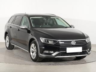 Volkswagen Passat 2.0 TDI 140kW kombi