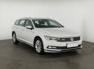 Volkswagen Passat 2.0 TDI 140kW kombi