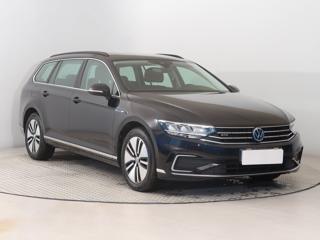 Volkswagen Passat 1.4 GTE 160kW kombi