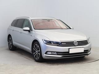 Volkswagen Passat 2.0 TDI 140kW kombi