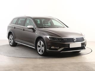 Volkswagen Passat 2.0 TDI 140kW kombi