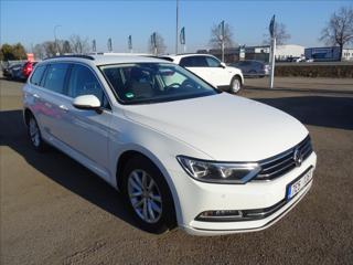 Volkswagen Passat 2,0 TDi 110kW DSG kombi