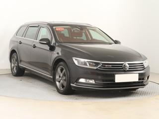 Volkswagen Passat 2.0 TDI 140kW kombi