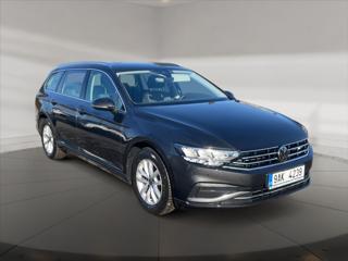 Volkswagen Passat 1,5 TSI EVO BMT DSG Business Variant kombi