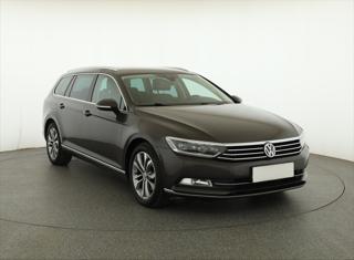 Volkswagen Passat 2.0 TDI 140kW kombi