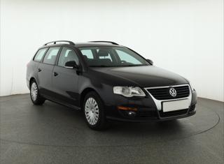 Volkswagen Passat 1.6 FSI 85kW kombi