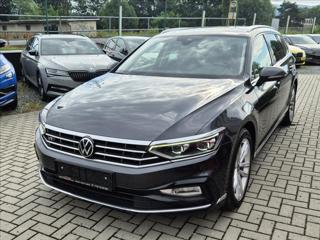 Volkswagen Passat 2,0 TDi DSG R-line *FullLED*VIRTUAL*KAMERA* kombi