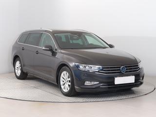 Volkswagen Passat 2.0 TDI 110kW kombi