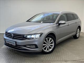 Volkswagen Passat 2,0 TDI DSG 110kW  Elegance kombi