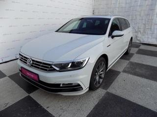 Volkswagen Passat 2.0TDI/R-Line/4x4/PANO/LED/ kombi