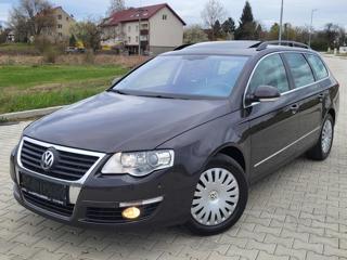 Volkswagen Passat 2.0TDi 125kW*XENON*NAVI*2xSADA kombi