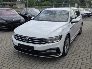 Volkswagen Passat 2,0 TDi DSG R-Line *FullLED*KAMERA* kombi