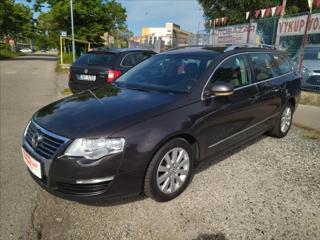 Volkswagen Passat 2,0 TDi Highline koup.v ČR, rozvody kombi