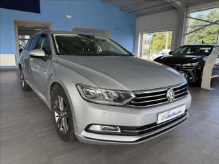 Volkswagen Passat 2,0   TDI 110kW,SERVISKA,DSG kombi