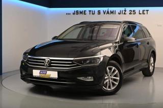 Volkswagen Passat MATRIX LED ACC Kamera DSG Busi kombi