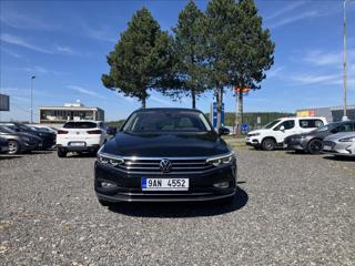 Volkswagen Passat Variant 2,0 TDI 110kW DSG TAŽNÉ PANO kombi