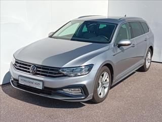 Volkswagen Passat Variant 2,0 TDi 110kW 7DSG R-LINE  B8 FL kombi