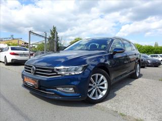 Volkswagen Passat 1,6 TDI  COMFORTLINE, LED, DPH kombi