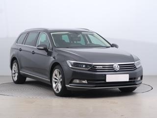 Volkswagen Passat 2.0 TDI 140kW kombi