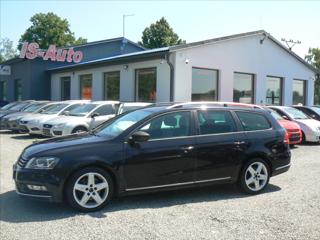 Volkswagen Passat 2,0 R-Line COMBI- 155 KW kombi