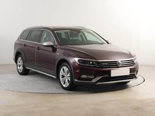 Volkswagen Passat 2.0 TDI 140kW kombi