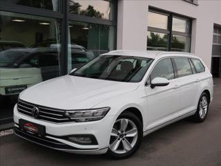 Volkswagen Passat 2,0 TDi,110kW,1majČR,Serv.kn. kombi