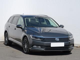 Volkswagen Passat 2.0 TDI 140kW kombi