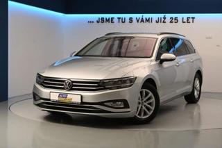 Volkswagen Passat DSG LED ACC Business Kamera ma kombi