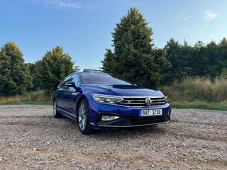 Volkswagen Passat 2,0   R-Line B8 kombi