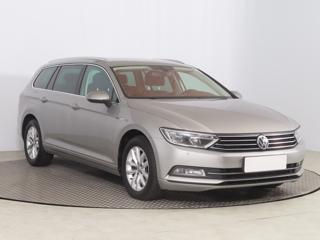 Volkswagen Passat 2.0 TDI 140kW kombi