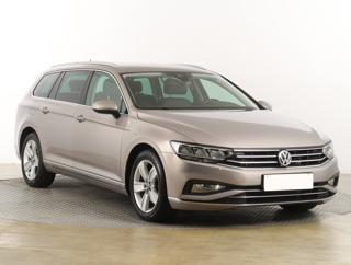 Volkswagen Passat 2.0 TDI 110kW kombi