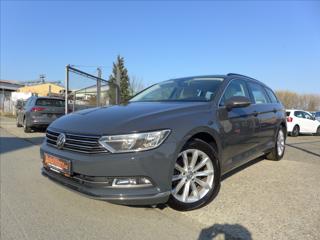 Volkswagen Passat 1,6 TDI  COMFORTLINE, NAVI 1.M kombi