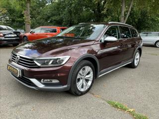 Volkswagen Passat 2,0 TDI ALLTRACK 1.MAJ.,ČR,SERVISKA kombi
