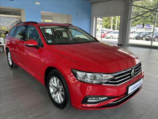 Volkswagen Passat 2,0 TDI 90kW,DSG,SERVISKA,ACC kombi