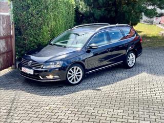 Volkswagen Passat 2,0 TDi DSG HIGHLINE / NAVI kombi