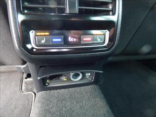 Volkswagen Passat 1,4 TSI GTE DSG,Full LED,Navigace,VW servis kombi - Foto 68