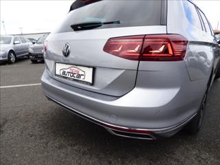 Volkswagen Passat 1,4 TSI GTE DSG,Full LED,Navigace,VW servis kombi - Foto 88