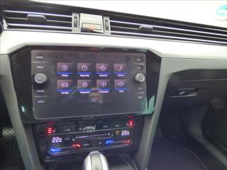 Volkswagen Passat 1,4 TSI GTE DSG,Full LED,Navigace,VW servis kombi - Foto 34