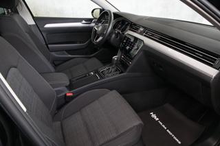 Volkswagen Passat 2.0TDI 110kW DSG ACC Pano Tažn kombi - Foto 12