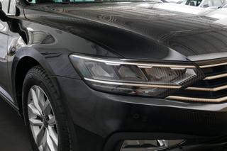 Volkswagen Passat 2.0TDI 110kW DSG ACC Pano Tažn kombi - Foto 7
