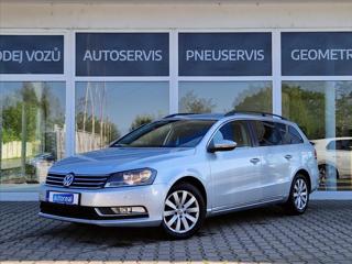 Volkswagen Passat 1,4 TSI DSG NOSIČ TAŽNÉ VÝHŘEV kombi